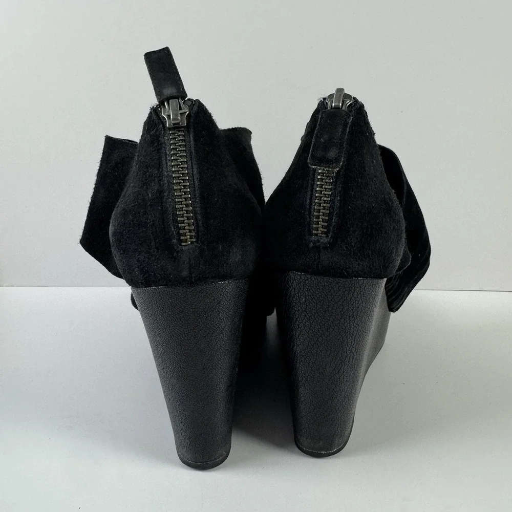 Eileen Fisher Women's Black Suede Wedge Sandals‎ Shoes Heels Sz 9.5